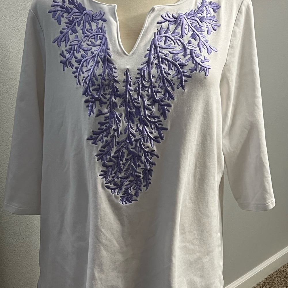 Quaker Factory top and matching capri pants XL